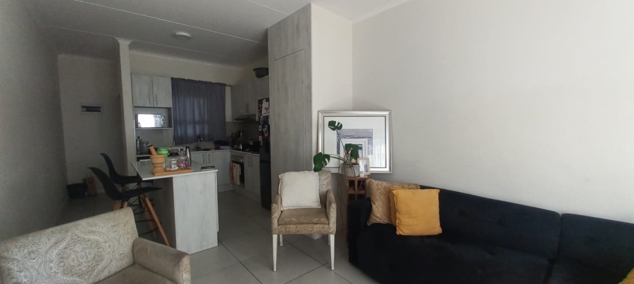 To Let 2 Bedroom Property for Rent in Wetton Western Cape